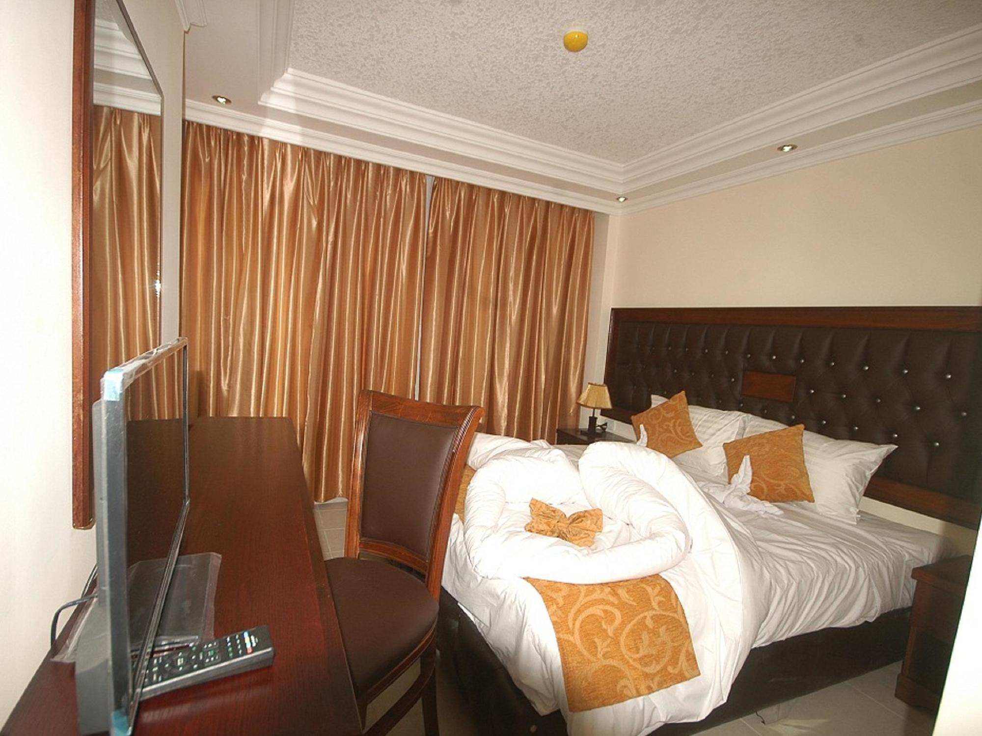 Sharah Mountains Hotel Wadi Musa Exterior foto
